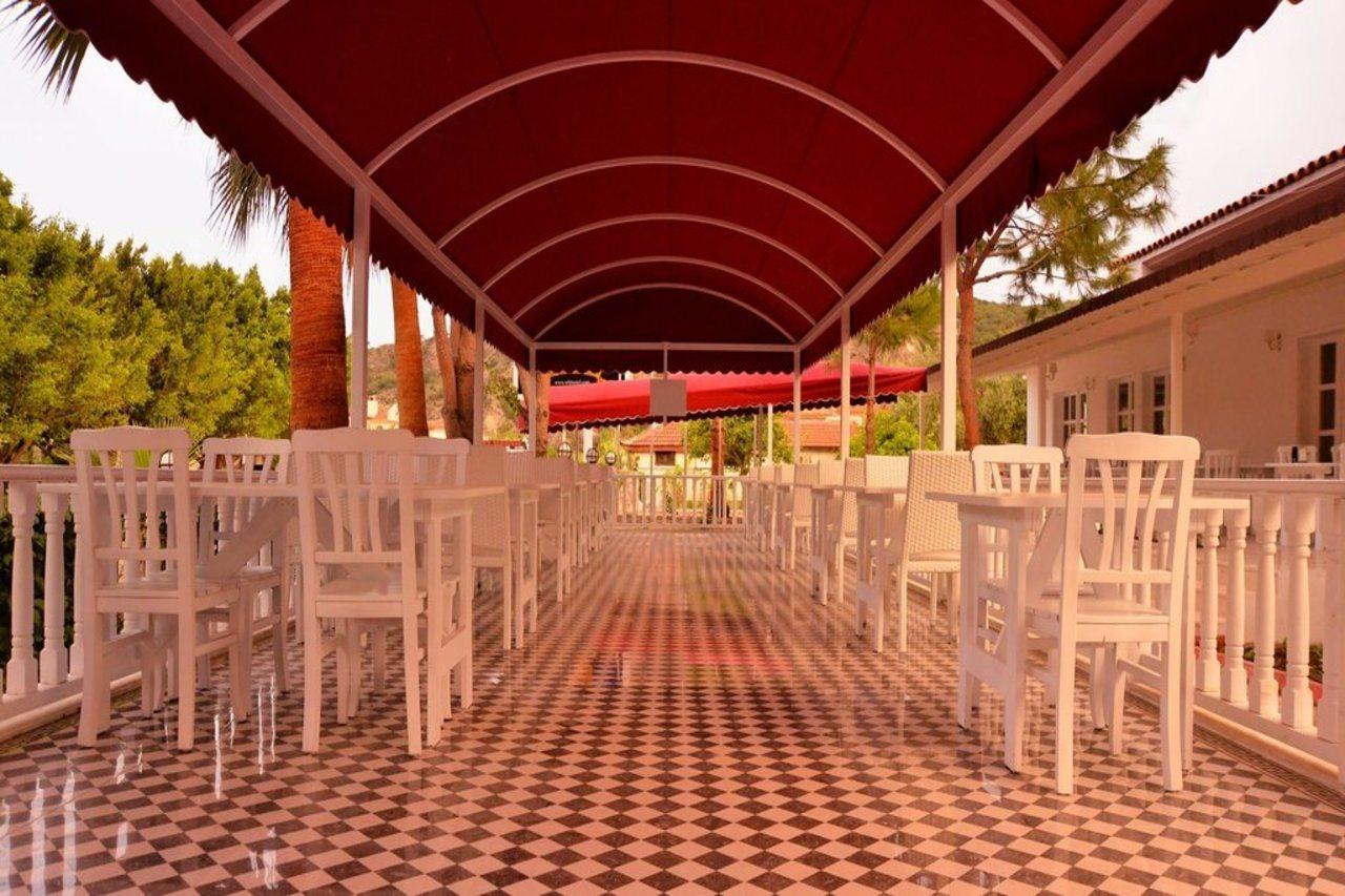 White Hotel Ölüdeniz Buitenkant foto
