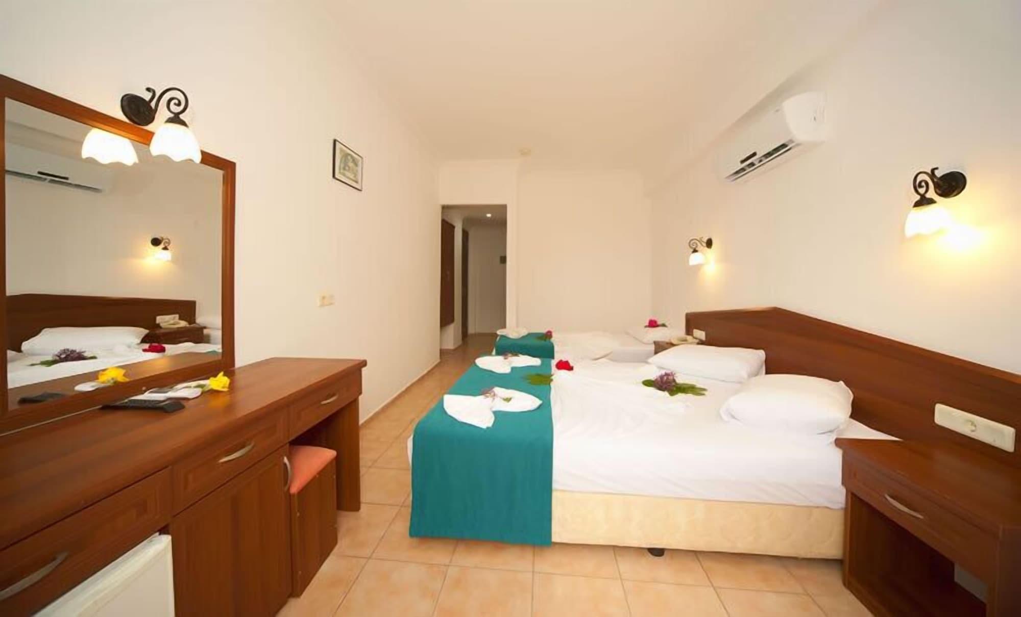 White Hotel Ölüdeniz Buitenkant foto