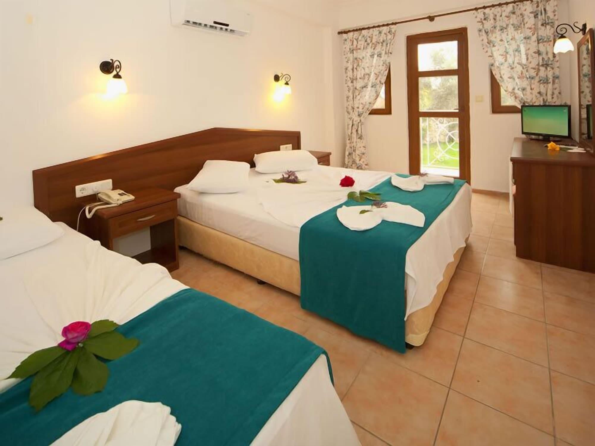 White Hotel Ölüdeniz Buitenkant foto