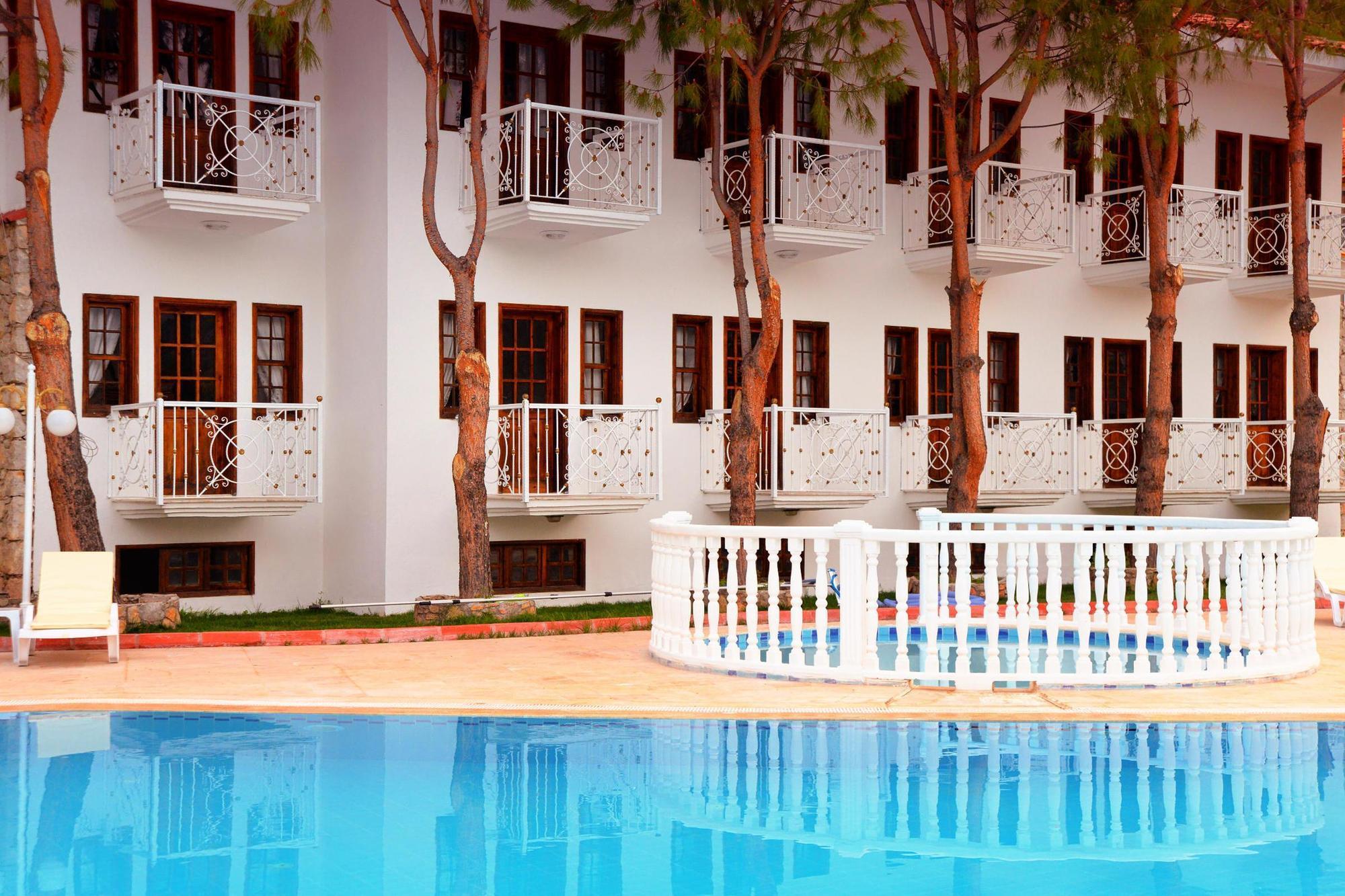 White Hotel Ölüdeniz Buitenkant foto
