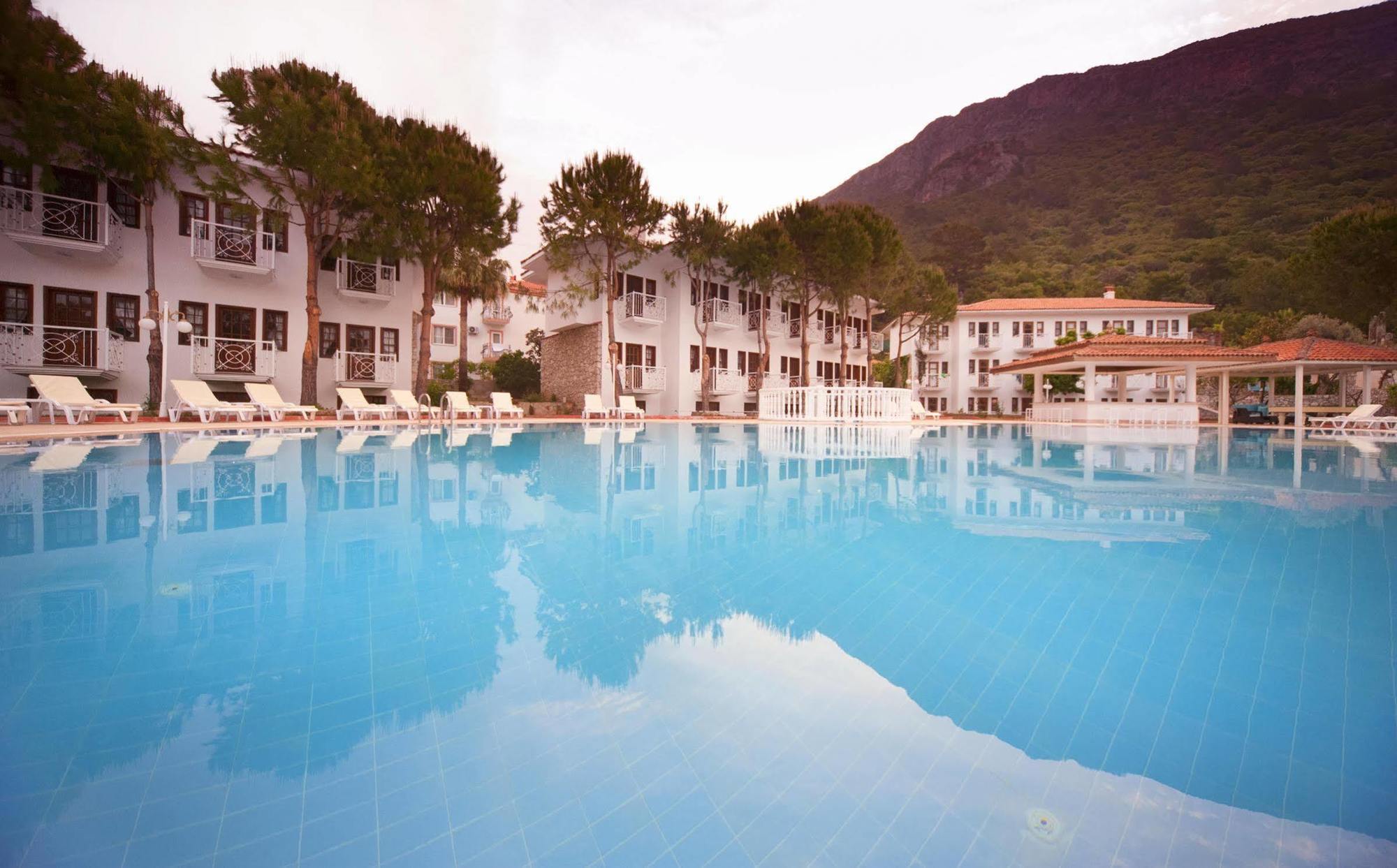 White Hotel Ölüdeniz Buitenkant foto