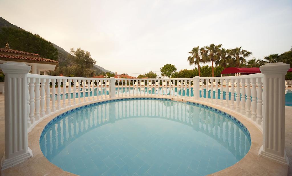 White Hotel Ölüdeniz Buitenkant foto